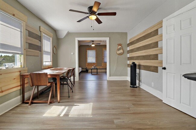 Building Photo - 5619 14th Ave