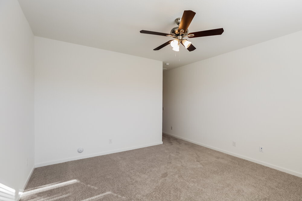 Building Photo - 6751 W Pedro Ln