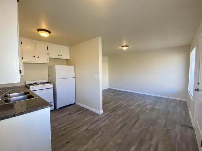 Building Photo - Downtown 1bd for Rent