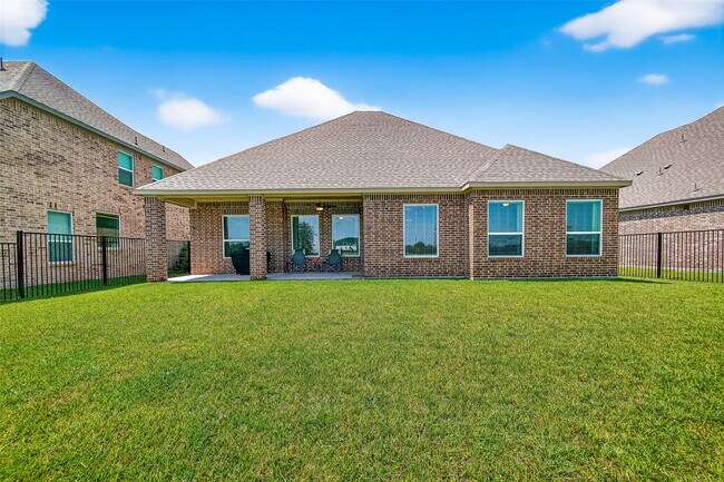 Building Photo - 2135 Tioga Vw Dr