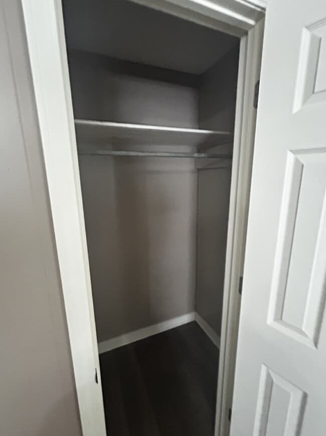 Building Photo - 451 Mill St