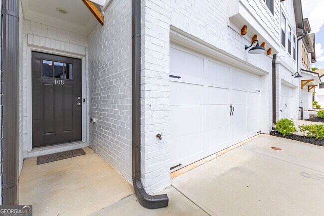 Building Photo - 108 Cannondale Dr