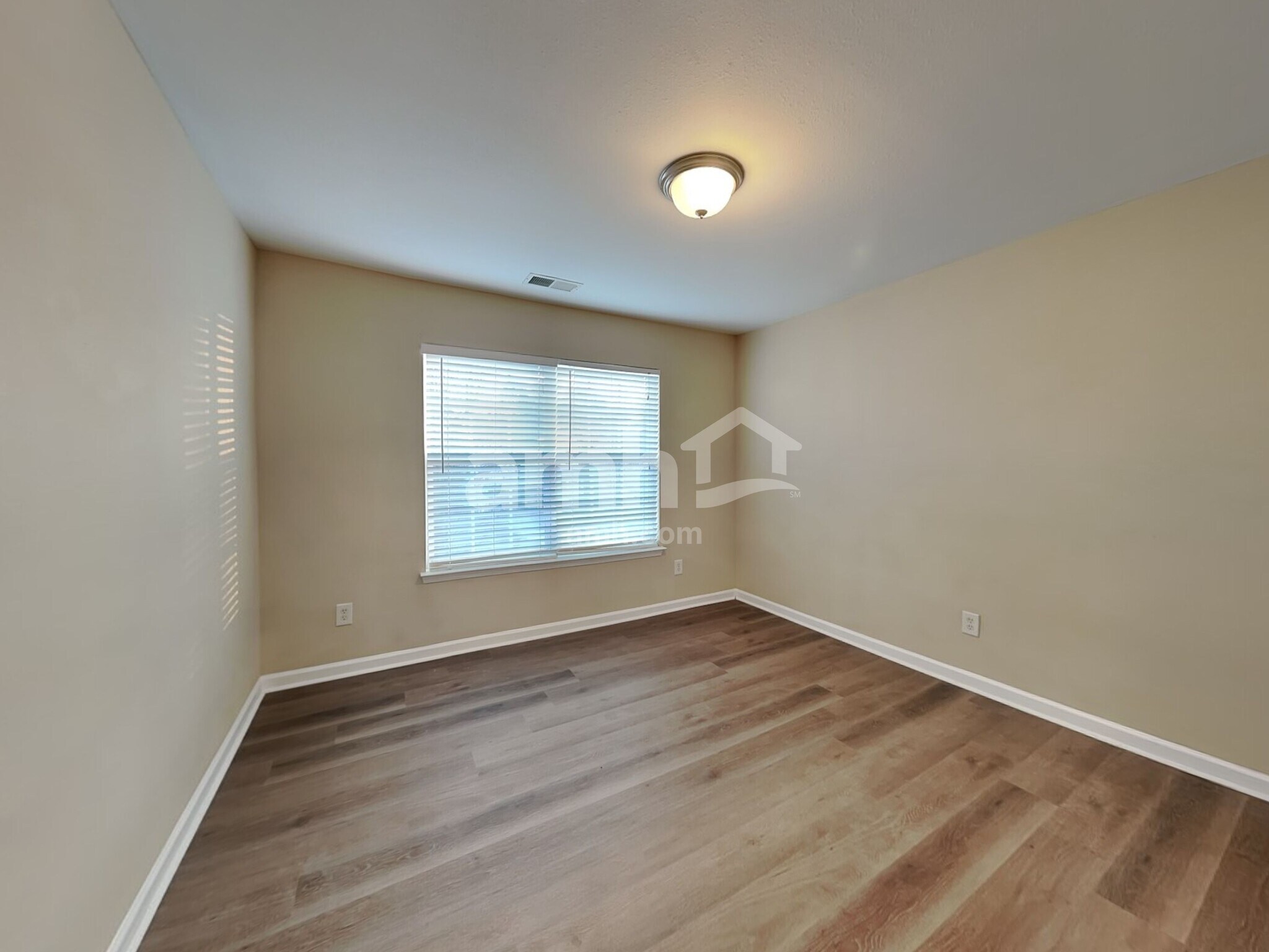 Building Photo - 802 Celtic Crossing Dr