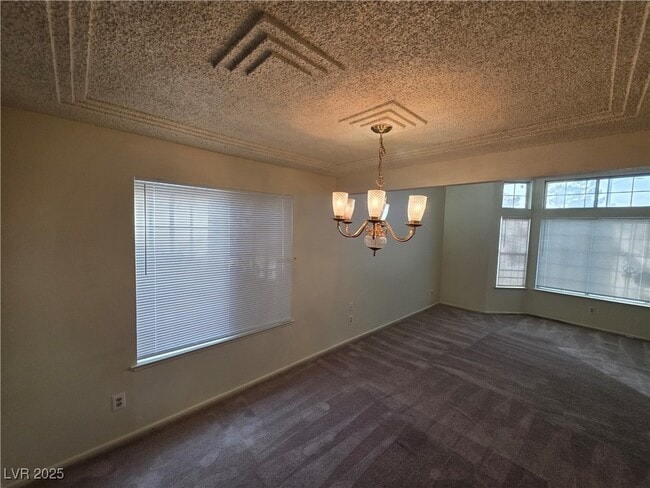 Building Photo - 321 S Bent Creek Dr