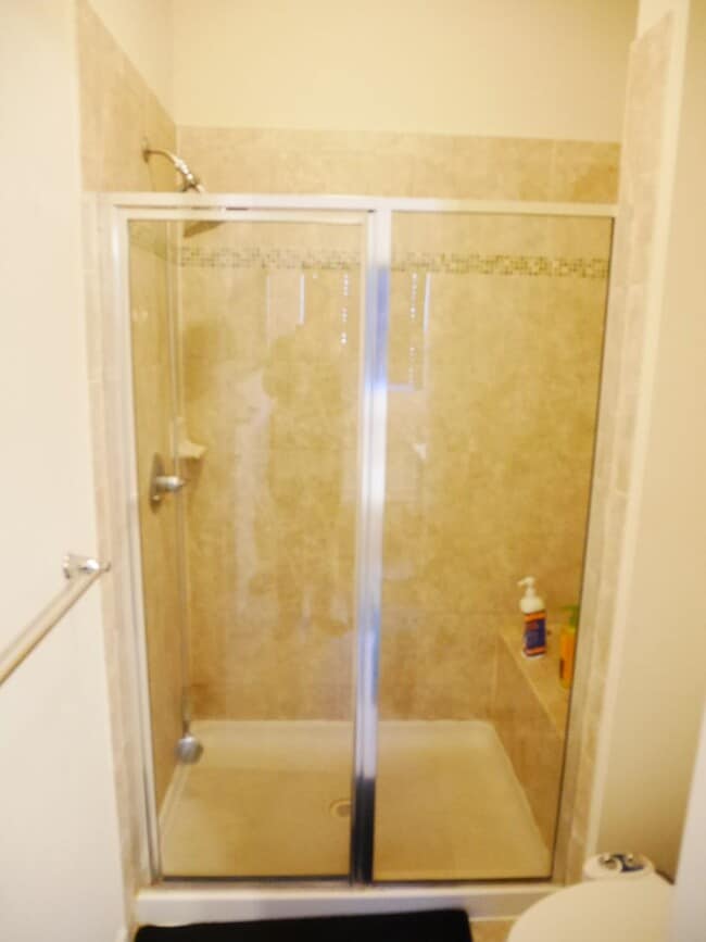 Building Photo - SPACIOUS 4 Bedroom Townhome-Owings Mills, MD