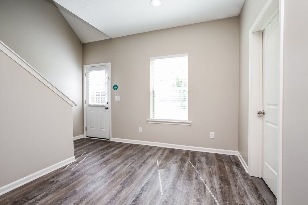 Building Photo - 8003 Lakota Ct