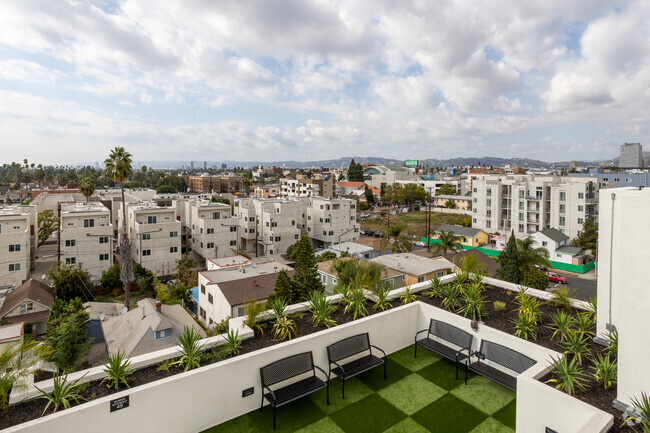 Balcony - 1120 S Serrano Ave