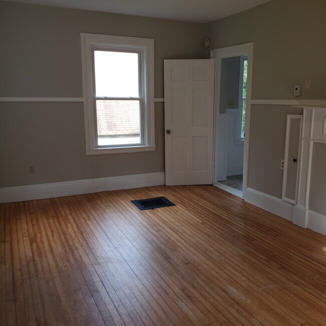 59 Cumberland St 59 Cumberland St Brunswick ME 04011 Apartment Finder