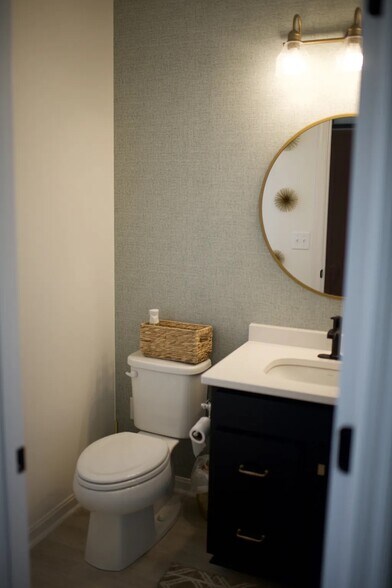 Half Bath - 2785 Shellbark Cir