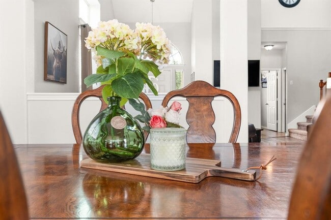 Building Photo - 6506 Ambrose Cir