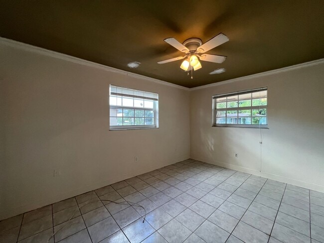 Building Photo - Centrally Located Single Family Home In Fort Lauderdale!!!