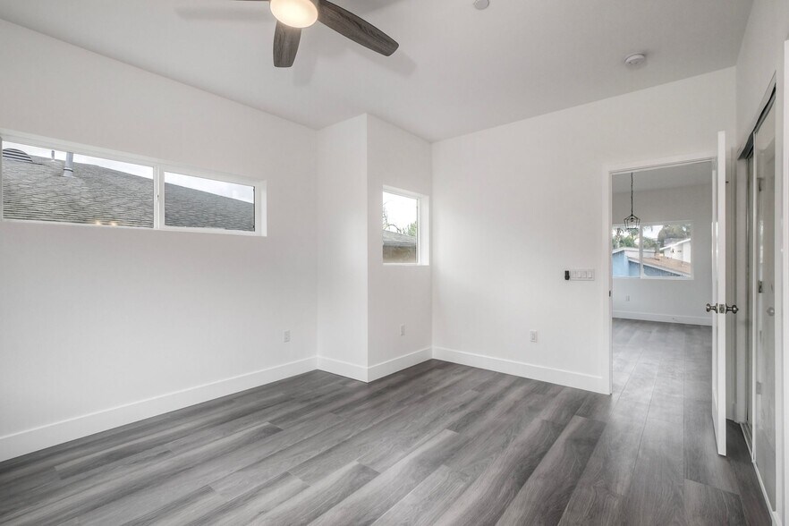 Building Photo - 188 Gosnell Way