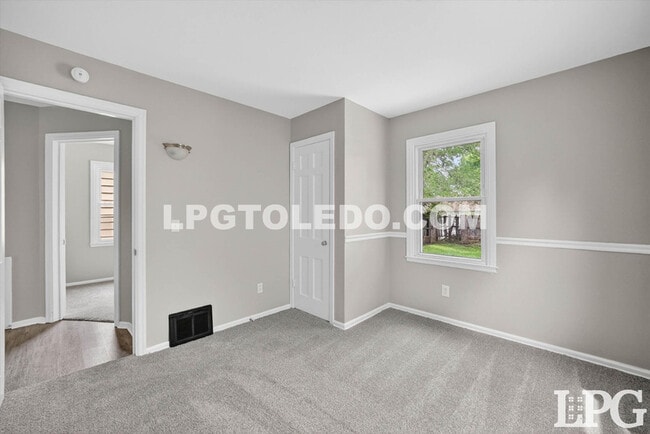 Building Photo - 4406 Asbury Dr