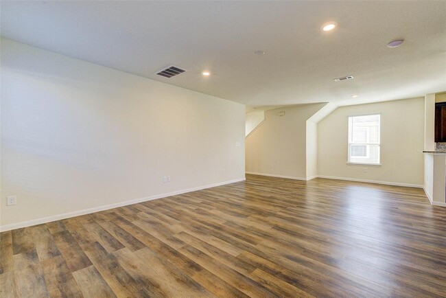 Building Photo - 17911 Grassy Prairie Dr
