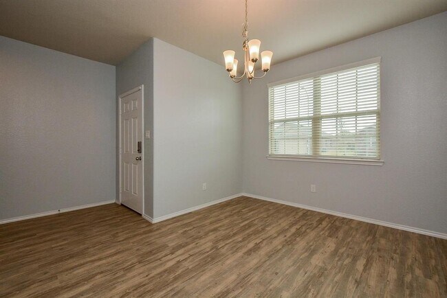 Building Photo - 6035 Purple Iris St