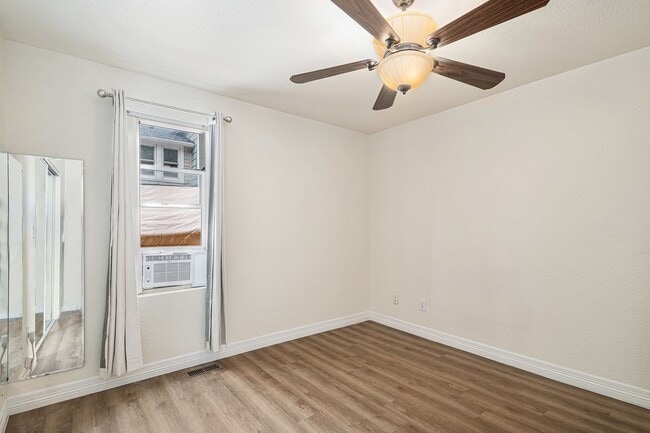 Building Photo - Charming 2-Bedroom Apartment in the Heart ...