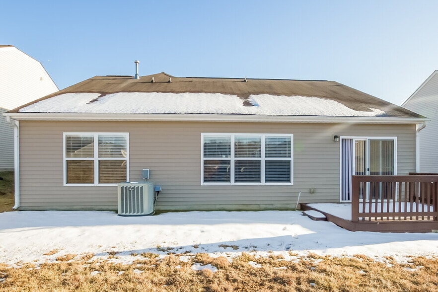 Building Photo - 3907 Hunter Hill Ln