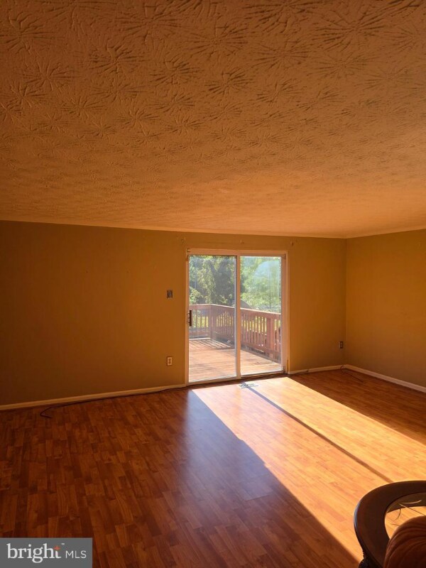 Building Photo - 8530 Castlemill Cir