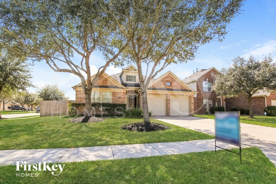 Building Photo - 2703 Facet Creek Dr