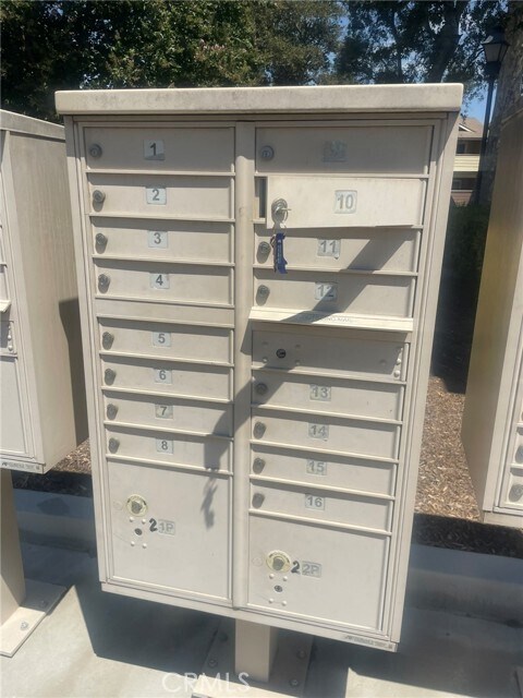 Building Photo - 3703 S Country Oaks Loop