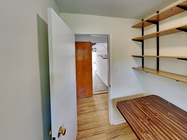 Building Photo - WEST LAFAYETTE SCHOOLS