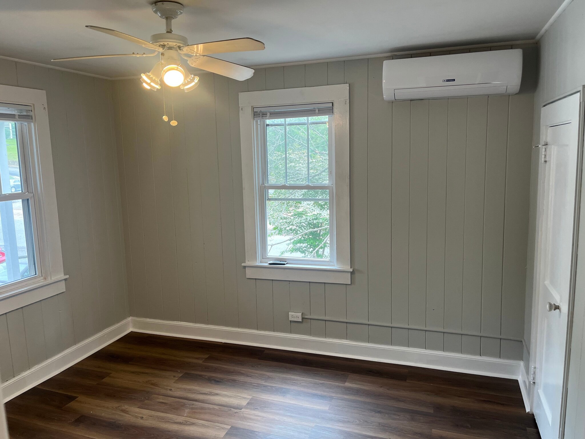 Bedroom 2 - 4 Farrwood Ave