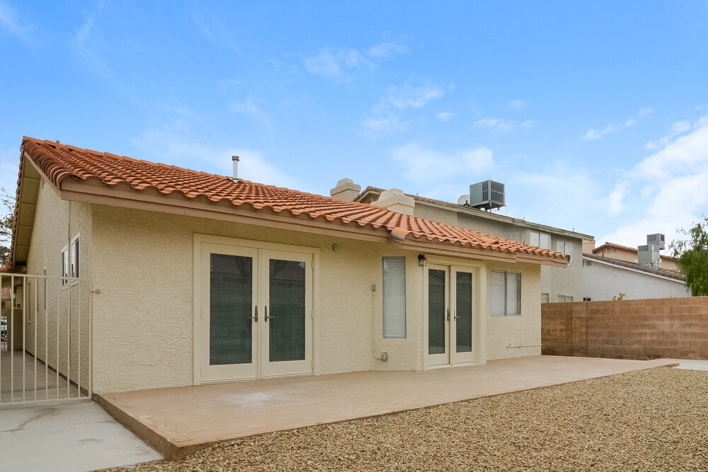 Building Photo - 129 Primero Way