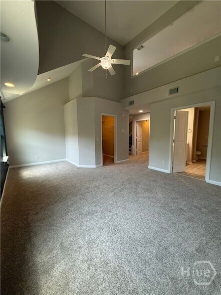 Building Photo - 107 Ventura Pl