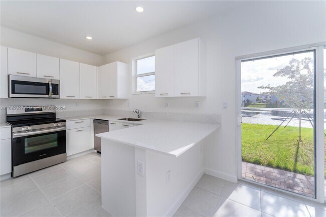 Building Photo - 12832 NW 22nd Pl