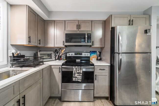 Building Photo - 103 Martin Rd