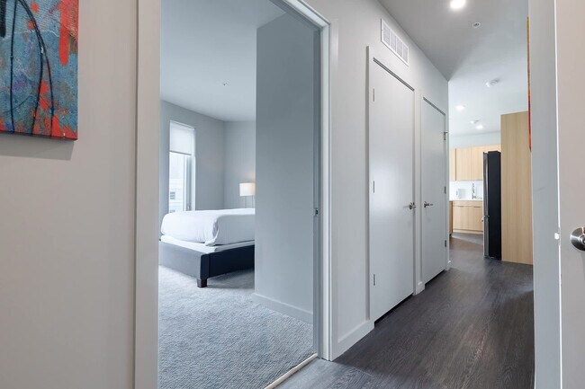 Building Photo - 51 South Broadway-SI FL5-ID1226758P