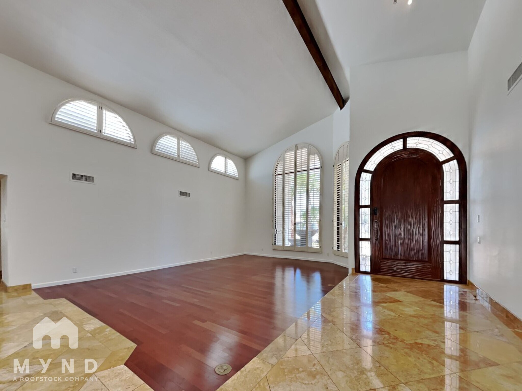 Building Photo - 8260 E Sutton Dr