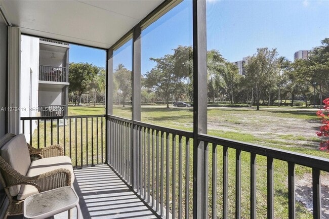 Building Photo - 3101 N Country Club Dr