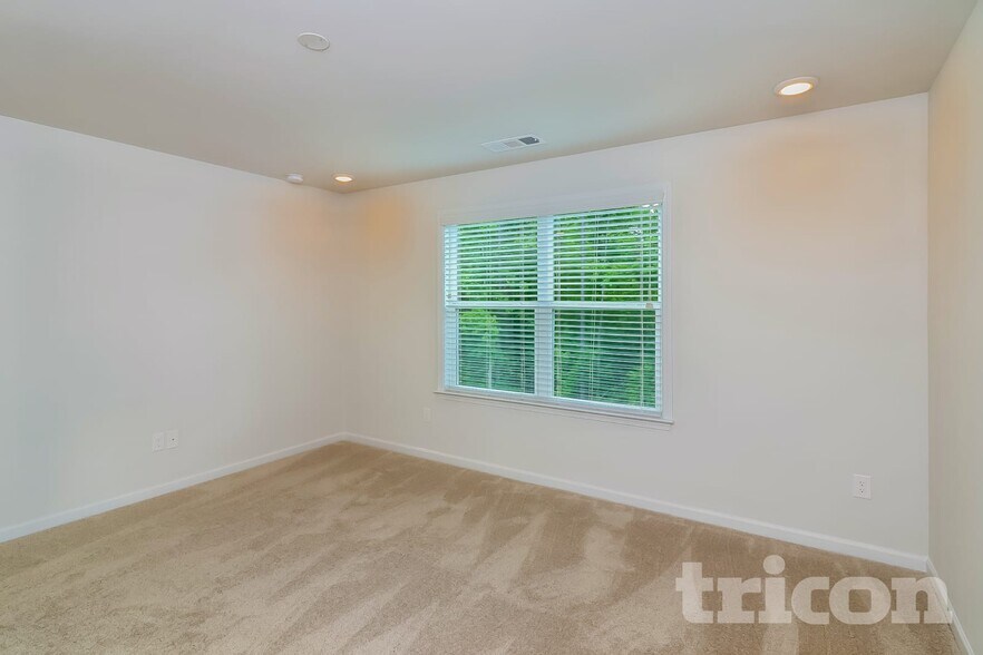 Building Photo - 73 Leyland Ct