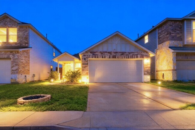 Building Photo - 7919 Cypress Country Dr