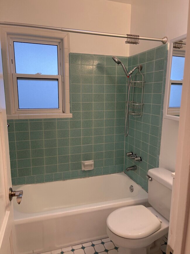 Bathroom - 1827 18th St
