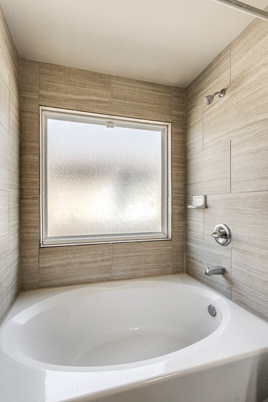 Building Photo - Home For Rent