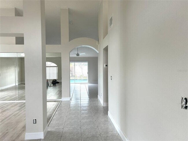 Building Photo - 11417 Glenmont Dr