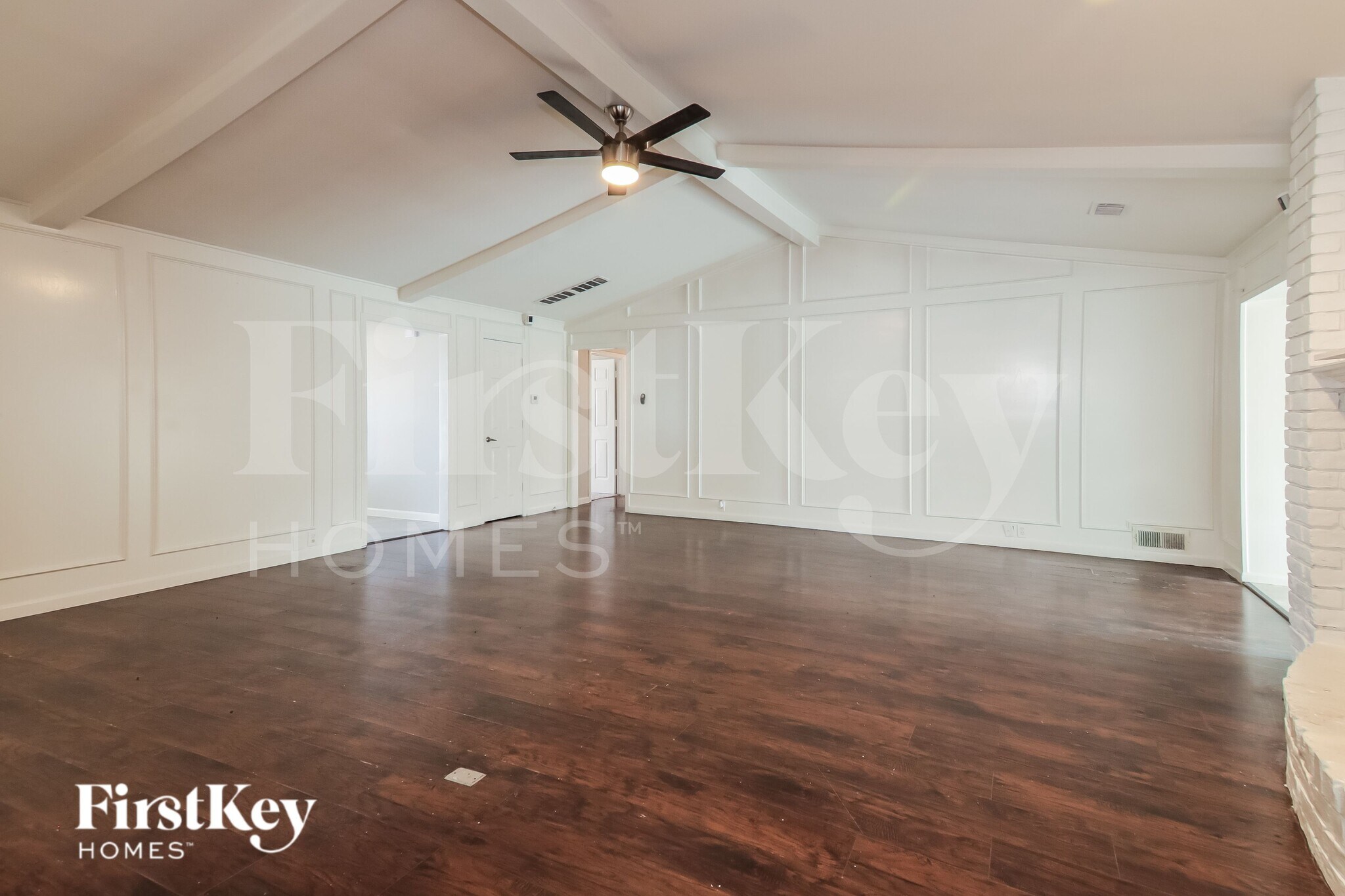 Building Photo - 3413 Valley View Ln