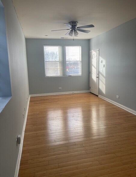 Building Photo - 7917 S Phillips Ave