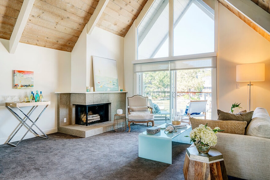 Building Photo - The Cove at Tiburon