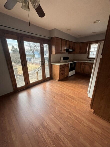 Dining Area - 2509 Covert Ave
