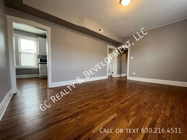 Building Photo - 4820 N Springfield Ave