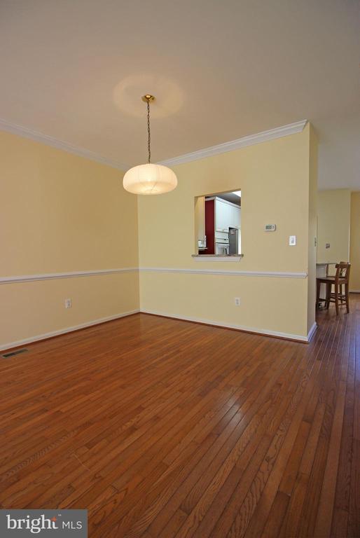 Building Photo - 11799 Valley Ridge Cir
