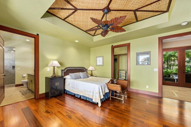 Building Photo - Luxury furnished 4 bedroom 3 bathroom with pool, spa, and outdoor showers