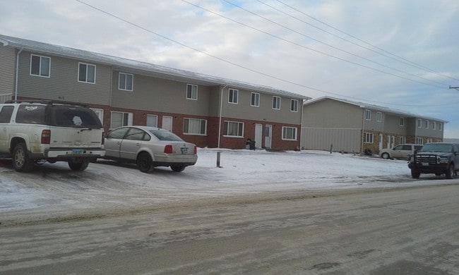 Primary Photo - Highland Court Apartments