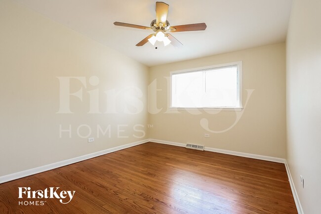 Building Photo - 3815 212th Pl