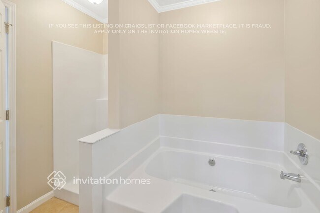 Building Photo - 7101 Thatcher Ct