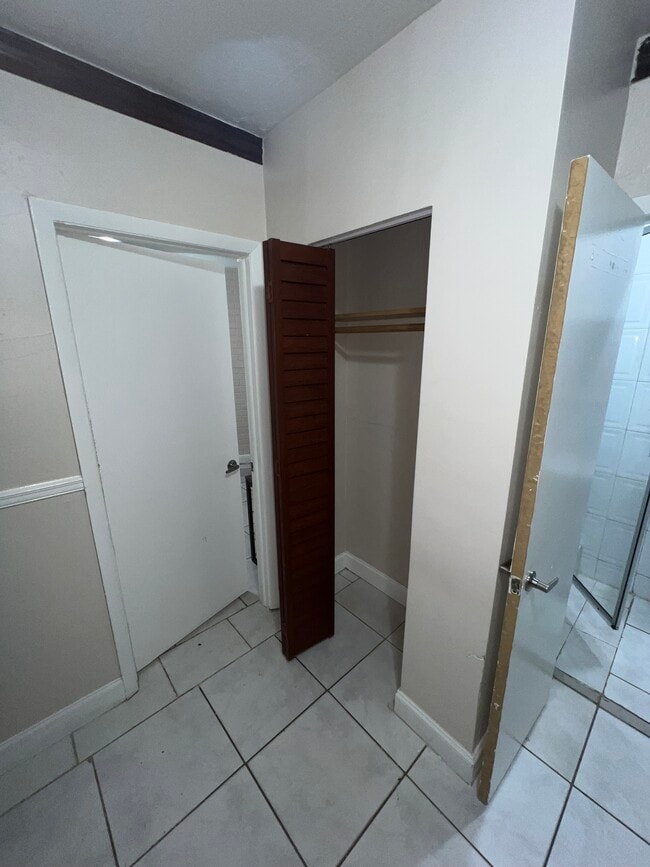 Building Photo - 205 NW 130th St