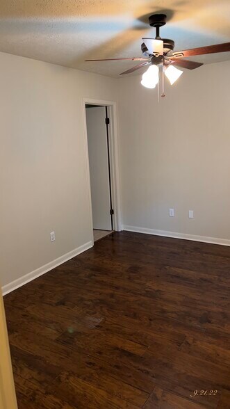 Building Photo - 161 Castor Plunge Rd